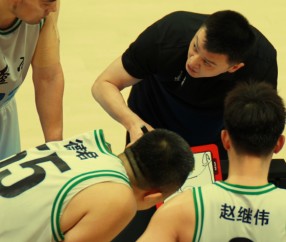开云体育下载网址-若杨鸣回归，赵继伟留队，再找3到4名顶级外援,辽篮能否重塑辉煌?