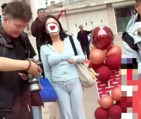 开云体育下载入口-尴尬！网红神裤成审美灾难，网友称市场有需求，有些人恨不得裸奔